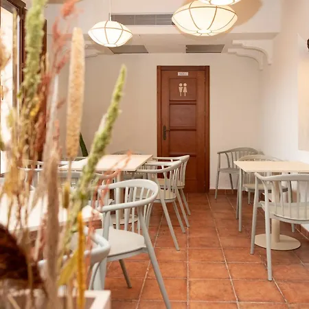 Hotel Caseta Nova 2*