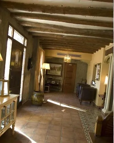 Caseta Nova Hotel 2*