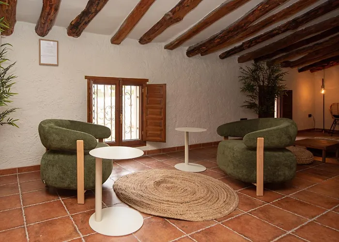 Caseta Nova Hotell 2*